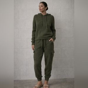 NWT Sage+Stone Olive Waffle Knit 2-Piece Lounge Set Hoodie & Jogger Pants Small